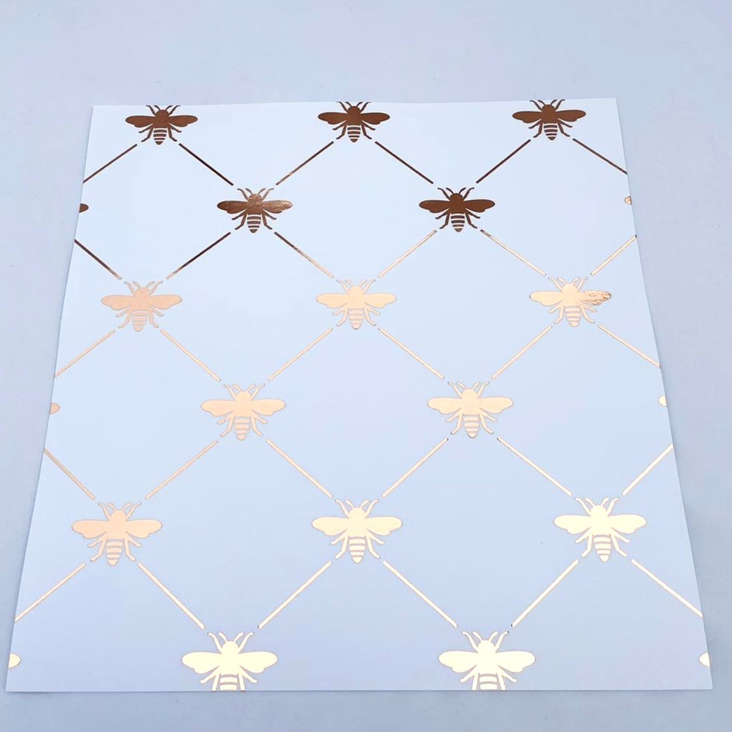 Foil Diamond Bee - Charger - (SQUARE)