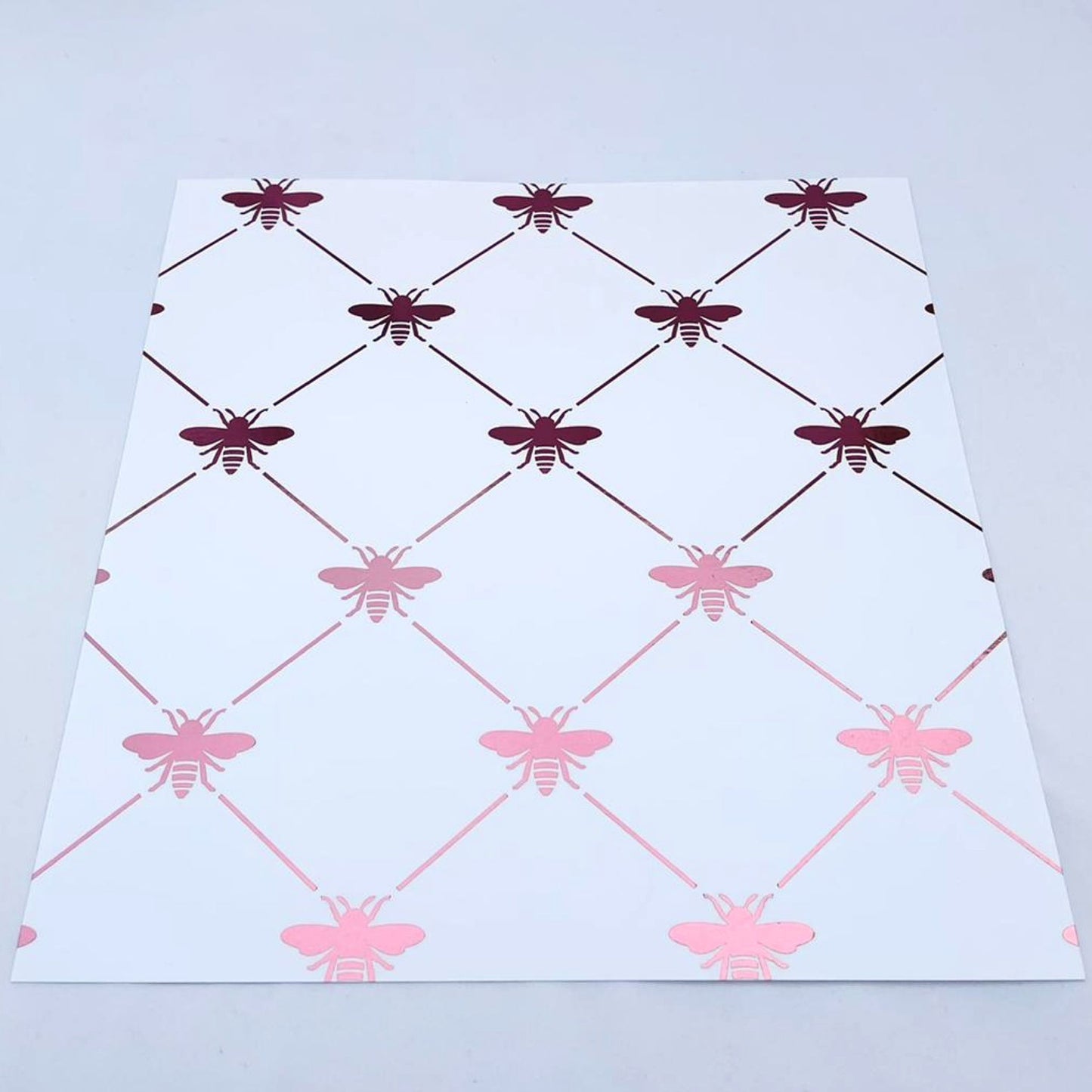 Foil Diamond Bee - Charger - (SQUARE)