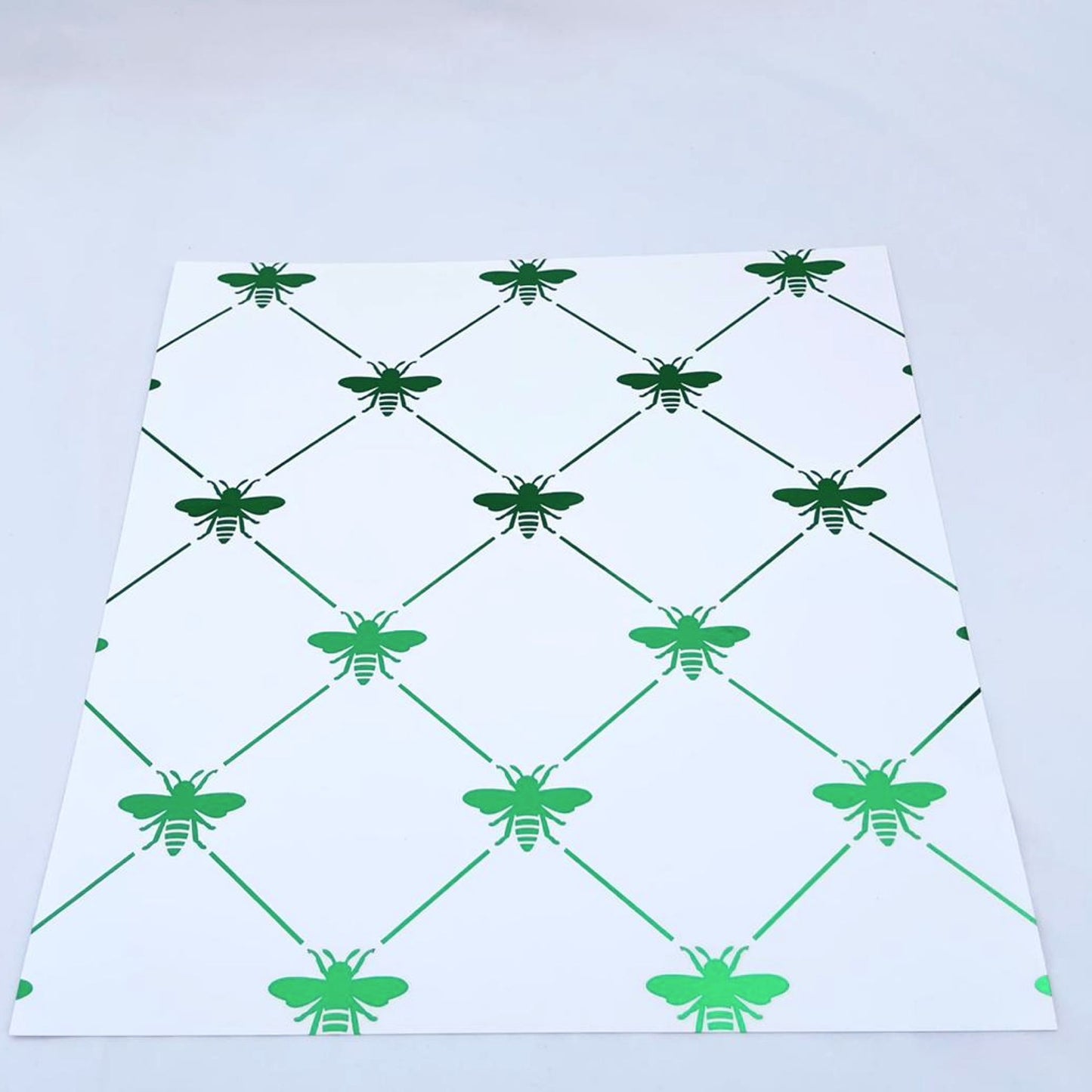 Foil Diamond Bee - Charger - (SQUARE)