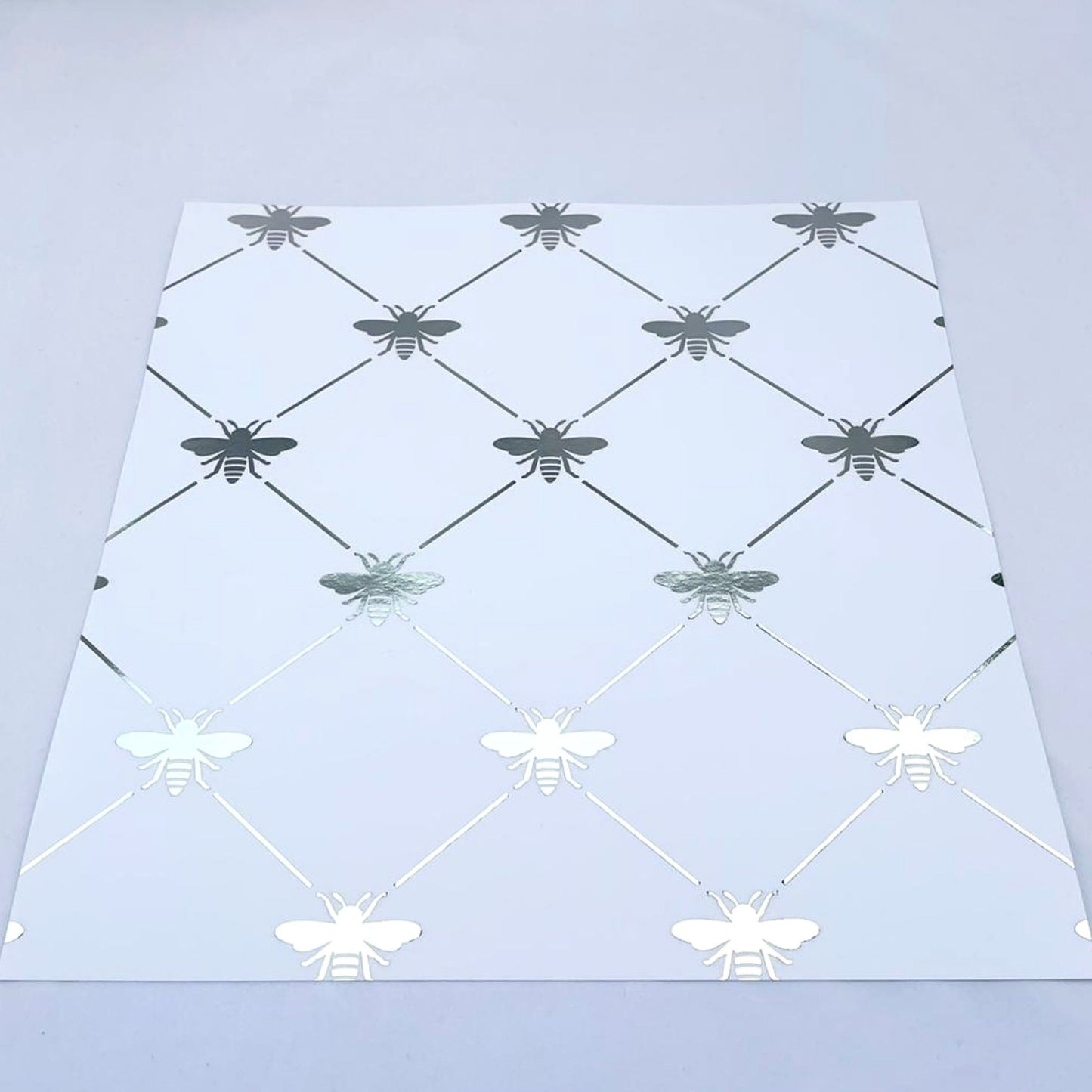 Foil Diamond Bee - Charger - (SQUARE)