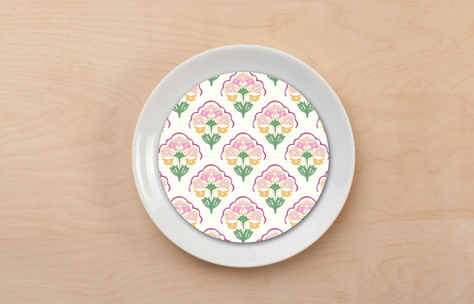 Scalloped Floral Plate Accent
