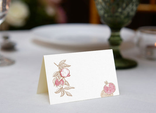 Maron Pom Place Cards